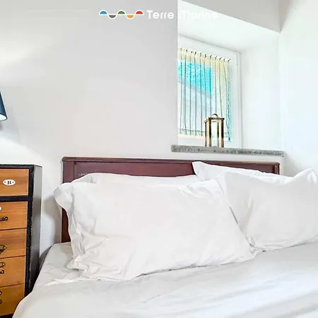 Il Borgo Del Silenzio-vivo Per Lei, Terre Marine * لا سبيتسْيا