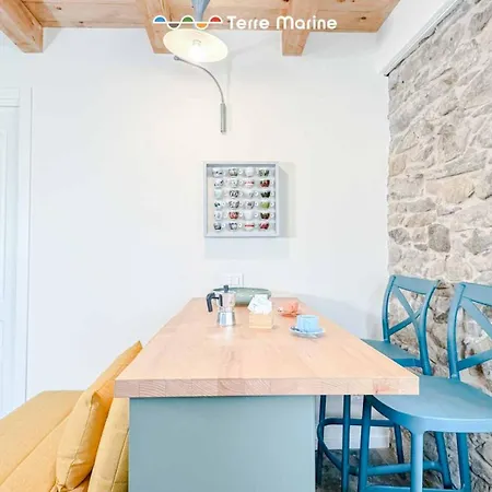 Il Borgo Del Silenzio-vivo Per Lei, Terre Marine *